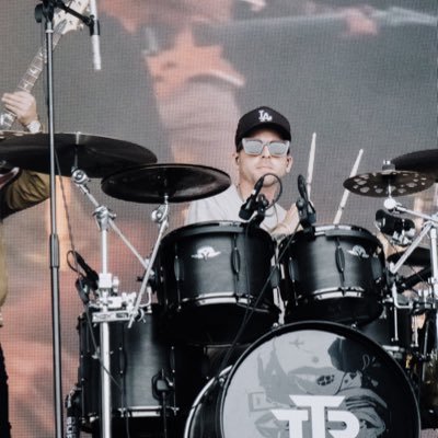 CalvinCanha's profile picture. https://t.co/5rBEehrgKd