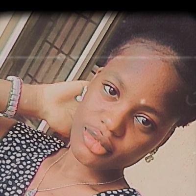 toni_loba1's profile picture. Medical Student 💉🩺 Christian 🔥 Positive Influencer in the making 🚀 My safe place 🥺 Documenting memories 💕 Let's talk about Mental health 😌