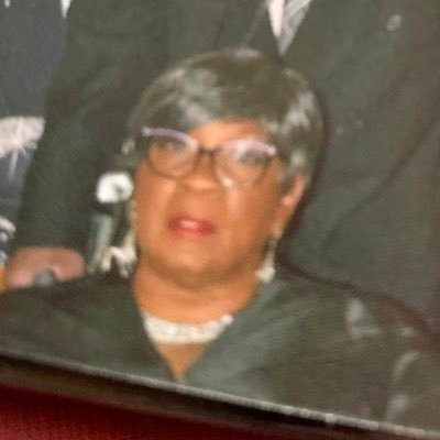 MzRob72's profile picture. 