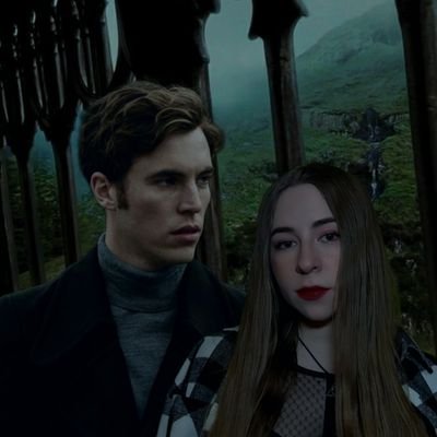 INFJ, 1w2, 479
Мультиверсальний політеїзм з ознаками паганізму.
Мей, Хель, Леда
Програмістка, письменниця, геймер, націоналіст