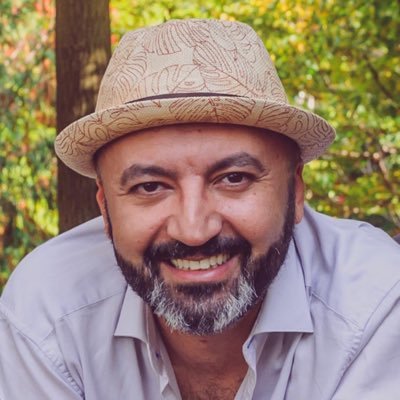 hanzouti's profile picture. Techy addict and digital transformation advocate.