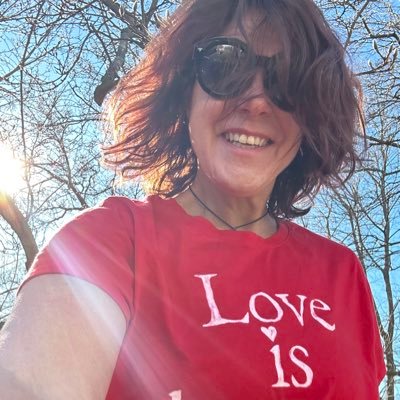 eljw's profile picture. Health and Happiness Coach for Women Over 40 - Body Positive, Health At Any Size, Love your Body, Love your Life, Fitness Coach