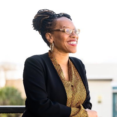 Mom | Bay Native | Candidate for Congress | Board Member, @akonadi_oakland | @macfound Fellow | Stanford SEERS Fellow | @kamalaharris alum | Tweets are mine.