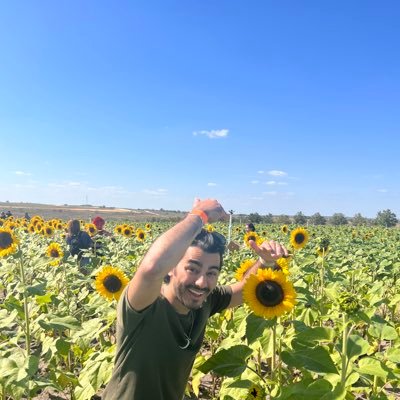 Zeuqini_'s profile picture. 27 - Twitch: Zeuqini - He/Him