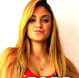 [Dançarina] As coisas são sempre as mesmas, o que as diferenciam são as mãos que as controem.