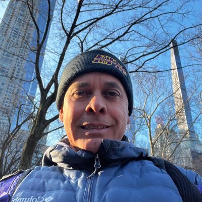 Navegante, Montanista, Vivo no sobrevivo La vida es muy corta Vívela a plenitud 2 enemigos Miedo y escusas . Lo único imposible es aquello Q no intentamos.