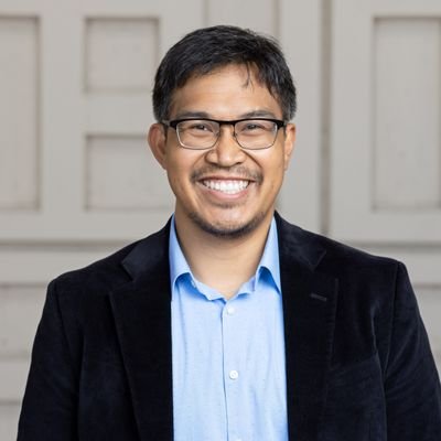 Filipino American, Postdoc @StanfordMed and @StanfordCAREs, PhD in Community Health Sciences, studying migration, racism, and colonialism. He/Him. Views my own.