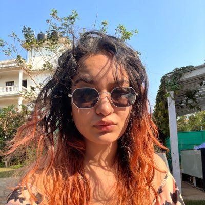 bluntcupcake's profile picture. khushi kya hai? mai toh ek zinda laash hu