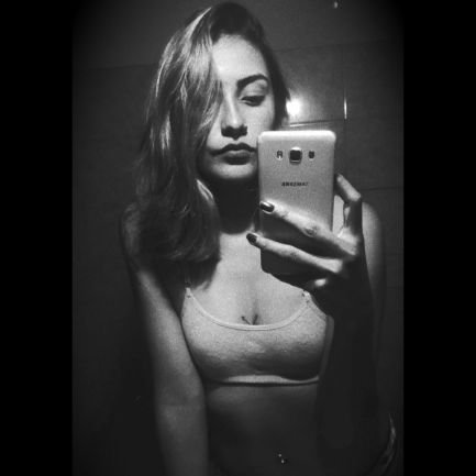 Daniela32183631's profile picture. Bailarina de Folklore 💃 ADR💃