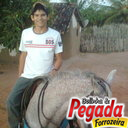 uma pessoa simpatica,cheia de sorrisos.:-)