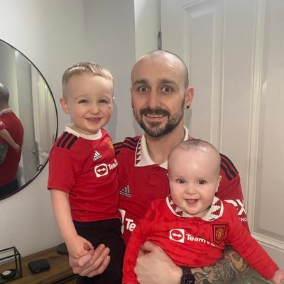 Orla❤️ Finn❤️ Conan ❤️ Ireland✌️Manchester United N4402 🔴⚪️⚫️ Don’t drink and drive smoke and fly ✌️