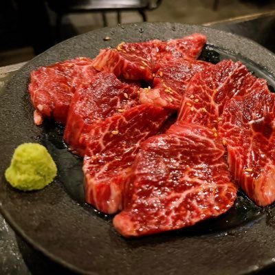 ue8hiXQp3f4y4If's profile picture. 