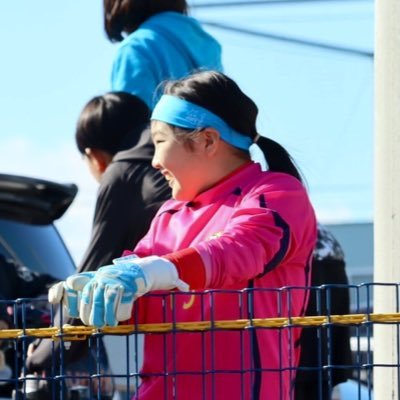 gkmugi15's profile picture. 全国の頑張っている女子ゴールキーパー選手達と繋がり、キーパーの良さが広がったら嬉しいなと思います！娘は、ほとんど素人なゴールキーパーですが、日々頑張ってます！ 気軽にフォローなど宜しくお願いします！