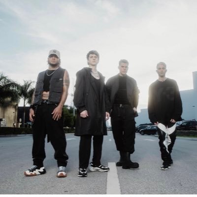 cncowneresp's profile picture. cuanta dedica a CNCO desde España 🇪🇦
