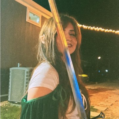 CyieratheElf's profile picture. Herder of Cats and Healer for the Animals ⚔🐈‍⬛🐾 (Art drop in progress)