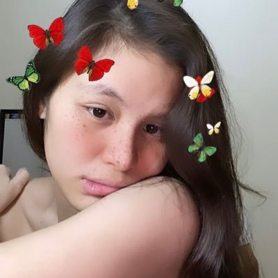 elle_client's profile picture. client | Accountancy student