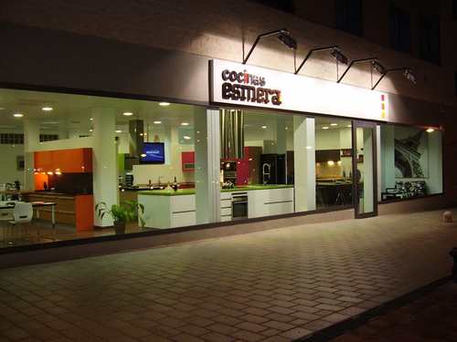 CocinasEsmera's profile picture. #experenciaEsmera-un lugar donde compartir la pasion por la cocina.   #felicidadenlacocina, te ayudamos #compromisoEsmera