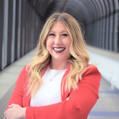 Sales Performance Consultant @lexisnexis
Tweets are mine.
Keepin' it real. Dog Mom. Coffee. Crossfit. Be a nice human.🤘