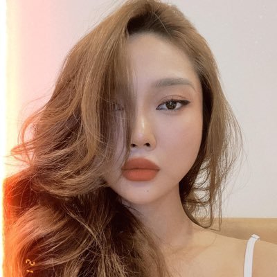 YuH_0308's profile picture. 
