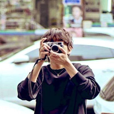 godo_yoon's profile picture. 이 지하가 내 비행의 마지막 고도일지ㅣ신기루와 춤을 추는 밤ㅣ부디 자주 오해하고 수시로 착각해서 세상을 자기 앞의 생으로 끌어당기시길 바랍니다