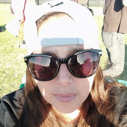 Sir Lewis Hamilton fanatic. Mom of a teenage son. Twitter is my social media of choice. LH is my goat. My son is my heart.