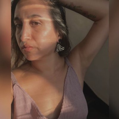 camibanez's profile picture. Vividora.
Me carga tuiter, lo uso solo pa trabajar y llenarme de amargura de vez en cuando 💫