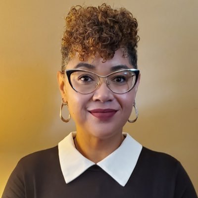 CTWams's profile picture. #100Devs Full Stack Software Engineer in training. Fragrance Enthusiast, Decent singer ENTJ-T #BlackWomenInTech #BlackTechTwitter she/her