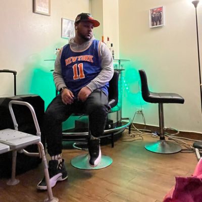 instagram @jonesstayballin , Twitter @KnicksSpaces