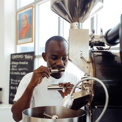 English,french,swahili and basic Arabic.  proud father,farmer and entrepreneur,Coffee Roaster,Barista Trainer,#Bioscientist 🧪🧪🍒 coffee producer #ChildofGod