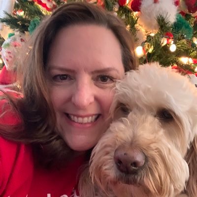 I love Jesus, my family, my dog, my Country 🇱🇷….and coffee. Don’t forget coffee!