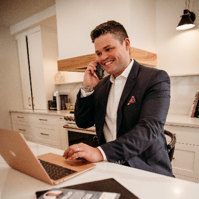 REALTOR® with Royal Lepage ProAlliance - RUFO Real Estate Team
Investor, AirBnB host, lover of outdoors
Engineer, auditor in previous life (decade+ in telecom)