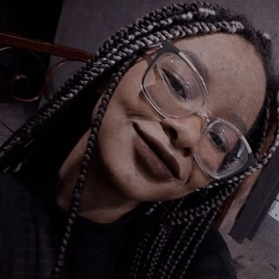 annietheghostt's profile picture. going back to 505, 24/7 • mariposa social • 20 ♈ • main kj e estudante de enfermagem.