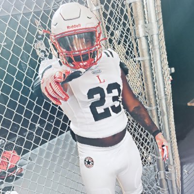 5’8 || Class of 25 || RB/LB/SS || Pasadena Memorial high school || GPA 3.1 || 3 sport athlete ||