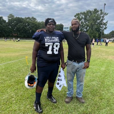 C/o 2027-2028 North Pitt high school Football Defensive Tackle 6’2 Email: jamariwright91@gmail.com