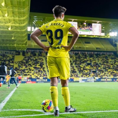 Cuenta Oficial. Jugador profesional de fútbol. Actualmente en el @VillarrealCF