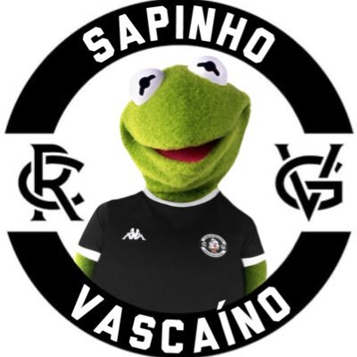 Eu levo a Cruz de Malta no meu peito desde que eu era um girino!!! @vascodagama 🐸 ◤✠◢