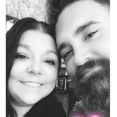 she/her Mum to 2 amazing humans, happy wife, blessed life. Huge horror film fan. Love anything Britpop “Just Keep Swimming” 🐠🐬 ☯️ - we got this!! La! 🏳️🌈🌈