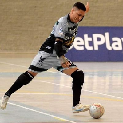 cesarmejia1212's profile picture. 