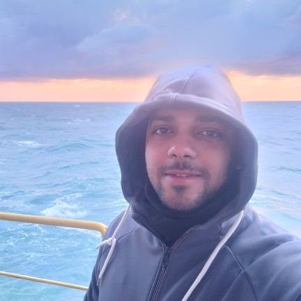 Mahmoud02843312's profile picture. سواق غواصات ⚓