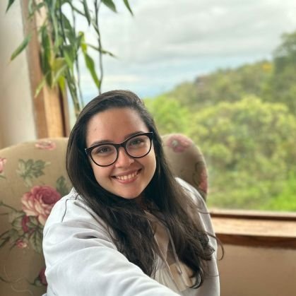 Uma enfermeira que gosta de escrever, escutar música e assistir série 💜
📍BH | MG