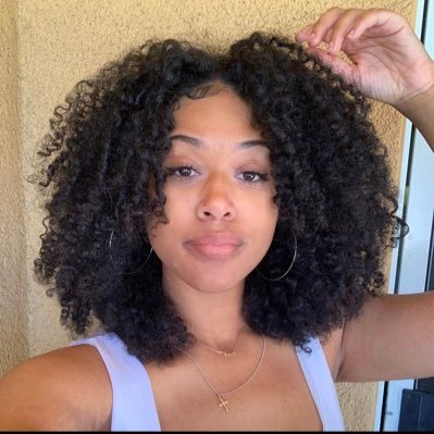 Child of God|Curly Hair Enthusiast| Content creator| Tiktok-@callmedarii-350K| collabs- darihughes13@gmail.com