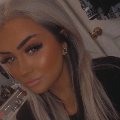 aliien_queeen's profile picture. beckhams mom💙