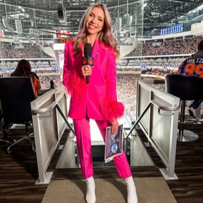 Radio host: “Chelsea on CHED” @630ched 3-6pm weekdays |   @edmontonOilers in-arena host | Big Brother Canada 7  insta: @chelseabird3