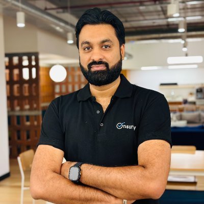 My name is Biswa Dipak. I'm a social guy from India with a big smile and 3 passions: People, Travel and Food.