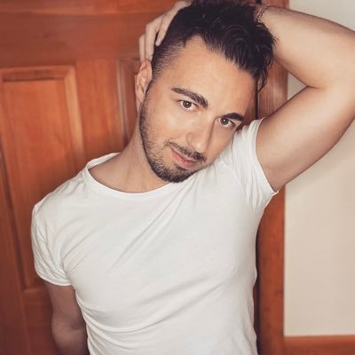 franks_fiction's profile picture. Writer. Editor. Producer.