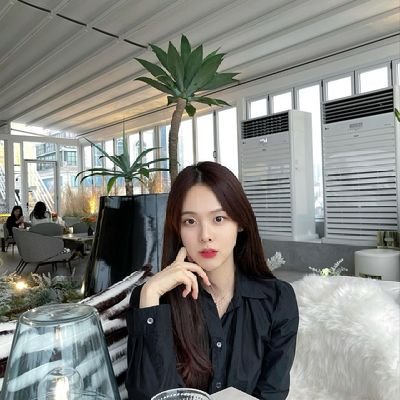 xpovh27886142's profile picture. 