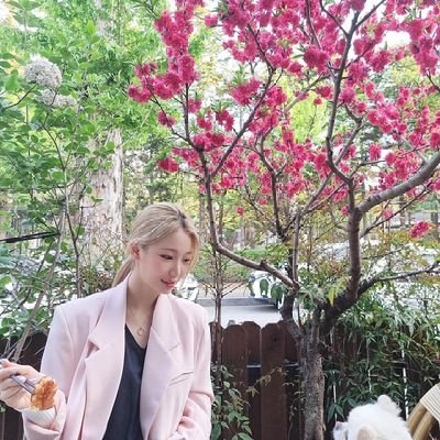 xzcwe96929837's profile picture. 