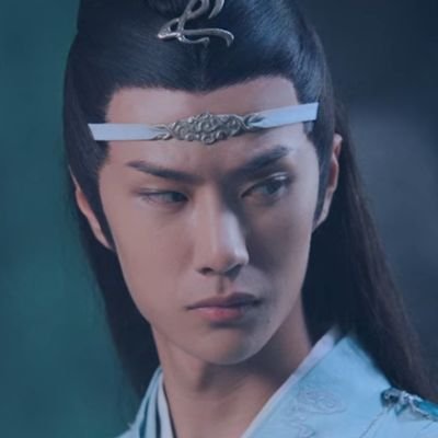 the bot is back! hanguang-jun appreciation on the hour, every hour | admin: furnival (she/they) | bot images generally SFW, art RTs may not be