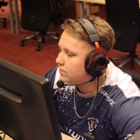 Daniel 💤 (@bazookar6s) 's Twitter Profile