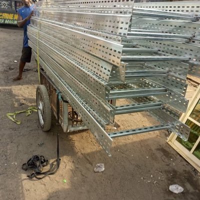 SixtusD1's profile picture. Am cool